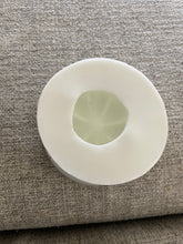 Load image into Gallery viewer, Huge Mold Destash