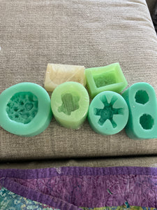 Huge Mold Destash