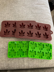 Huge Mold Destash
