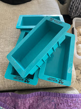 Load image into Gallery viewer, Huge Mold Destash