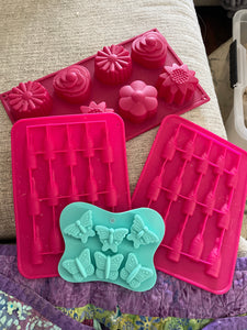 Huge Mold Destash
