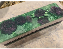 Load image into Gallery viewer, Huge Mold Destash