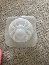 Load image into Gallery viewer, Bath Bomb or Soap Mold Destash