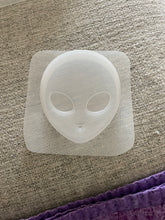 Load image into Gallery viewer, Bath Bomb or Soap Mold Destash