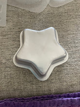 Load image into Gallery viewer, Bath Bomb or Soap Mold Destash