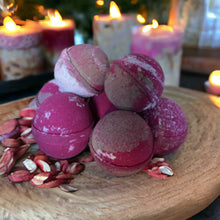 Load image into Gallery viewer, Luxury Bath Bombs